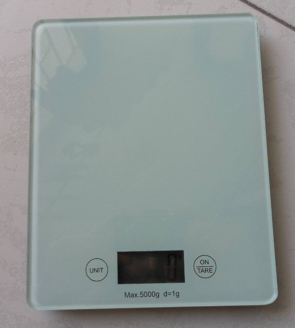 Competitive touch screen kitchen scale
