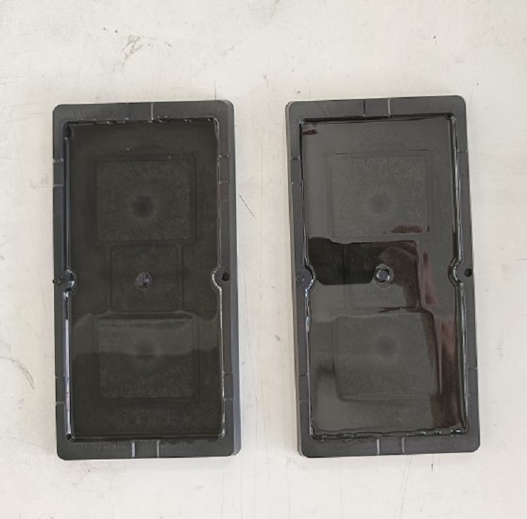 double rodent glue board